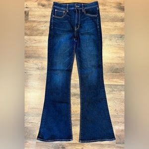 American Eagle LIKE NEW size 6 reg. Highest rise flare jeans